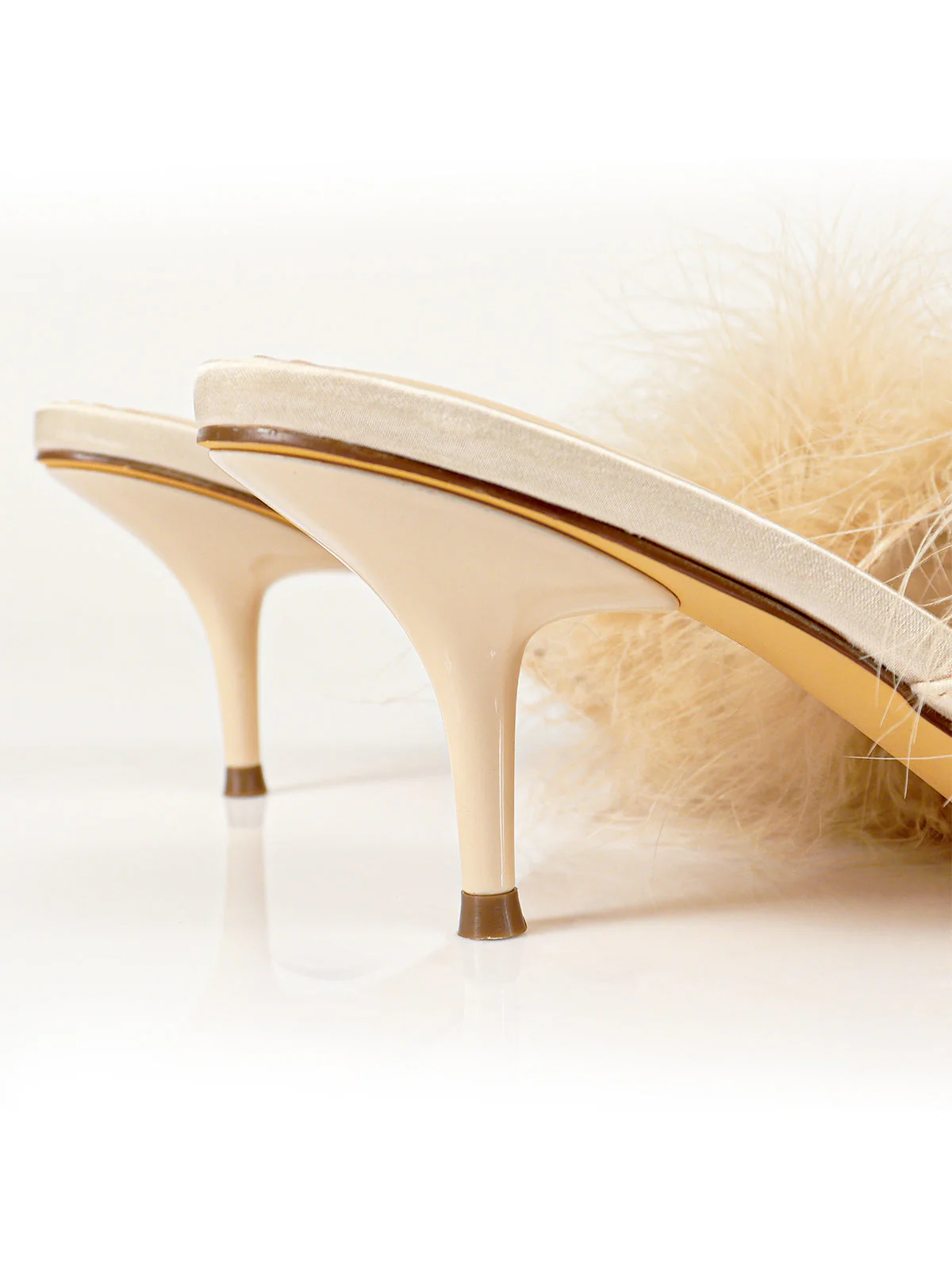 Luxor Feather Mule - Image 4